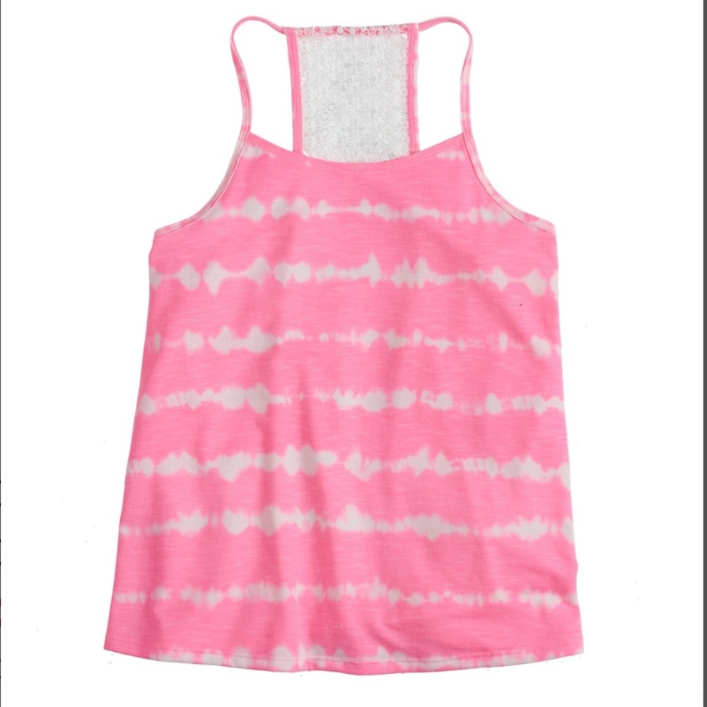 🎉SALE🎉NWOT Crochet Tank